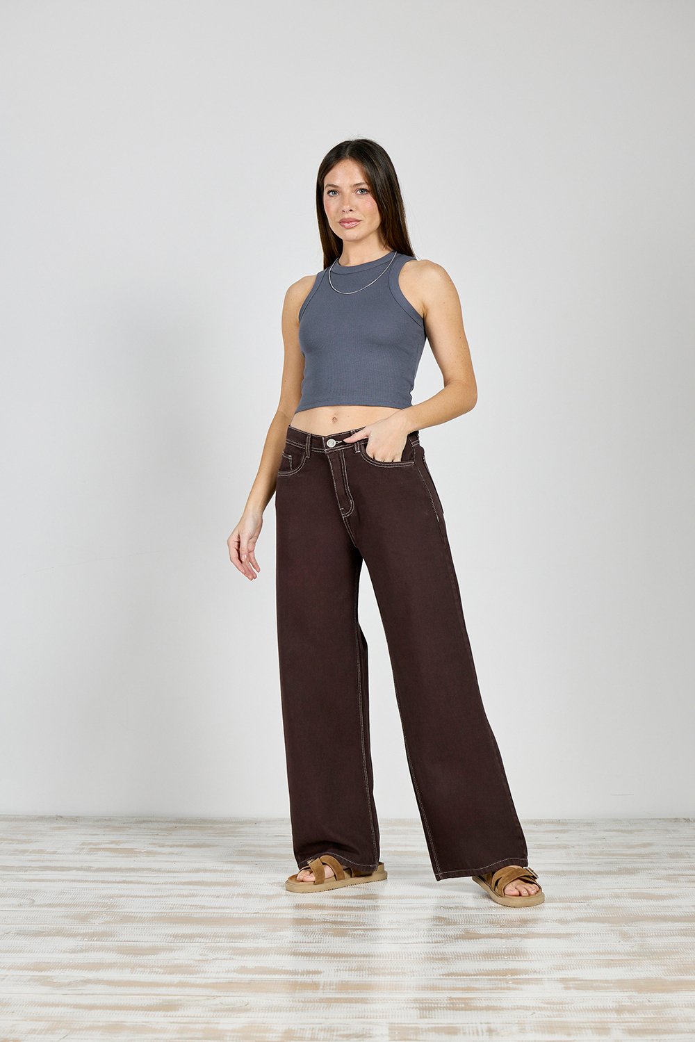 ART. 394 | WIDE LEG CLÁSICO CHOCOLATE RÍGIDO
