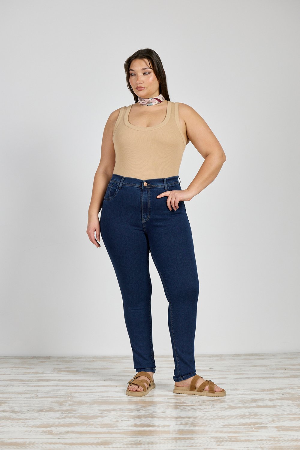 ART. 706 | AZUL HILO CAMEL ELASTIZADO