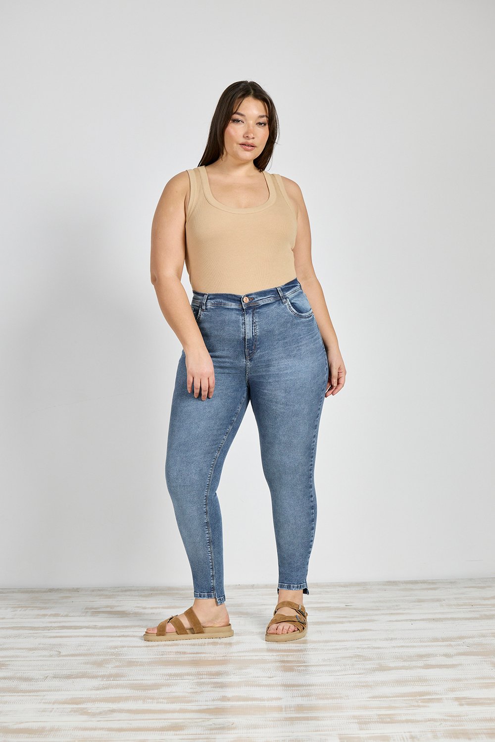 ART. 808 | TRAPEADO BOLSILLO PULIDO BOTA DESIGUAL ELASTIZADO