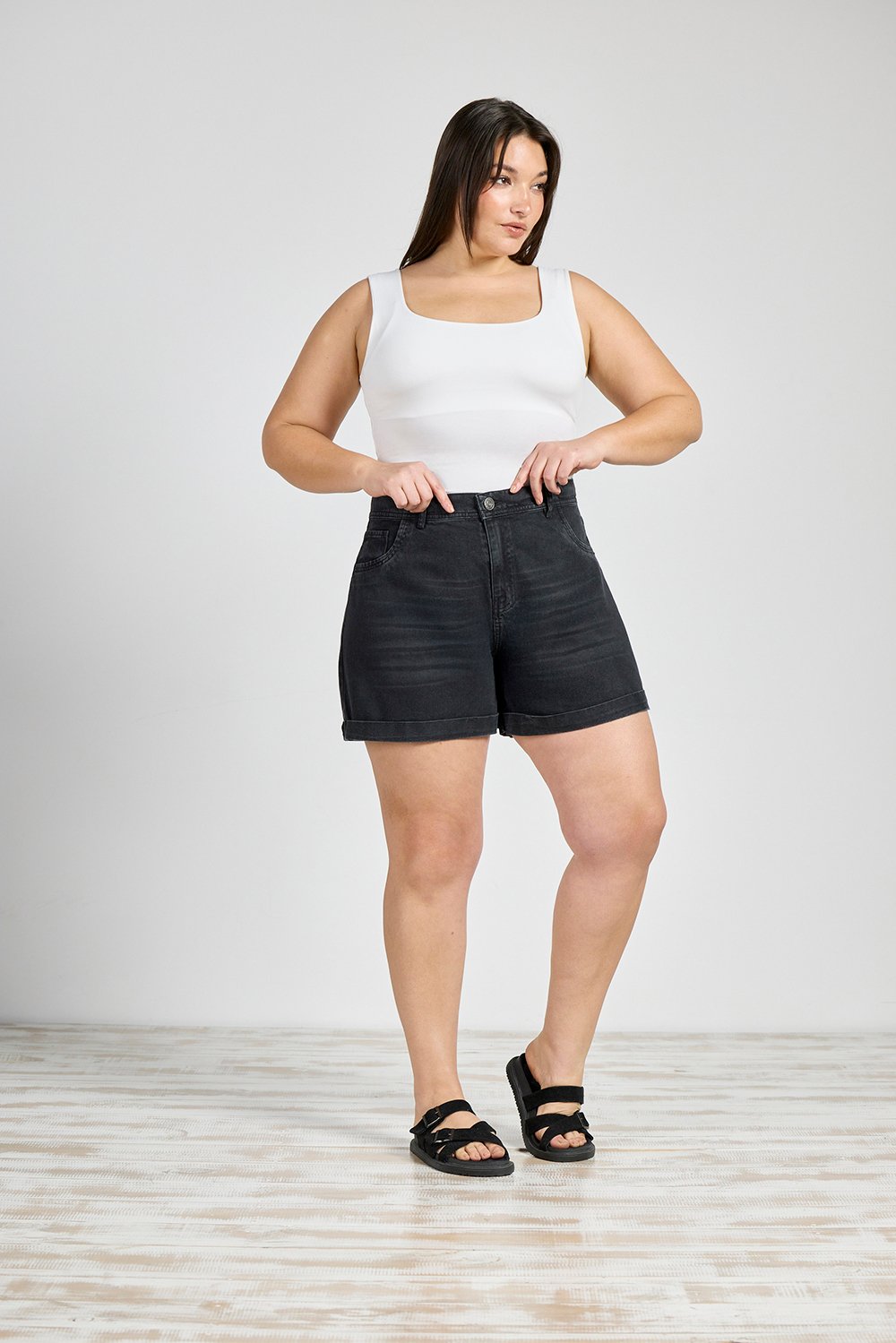 ART. M-560 | SHORT CLÁSICO NEGRO DESTROYER RÍGIDO