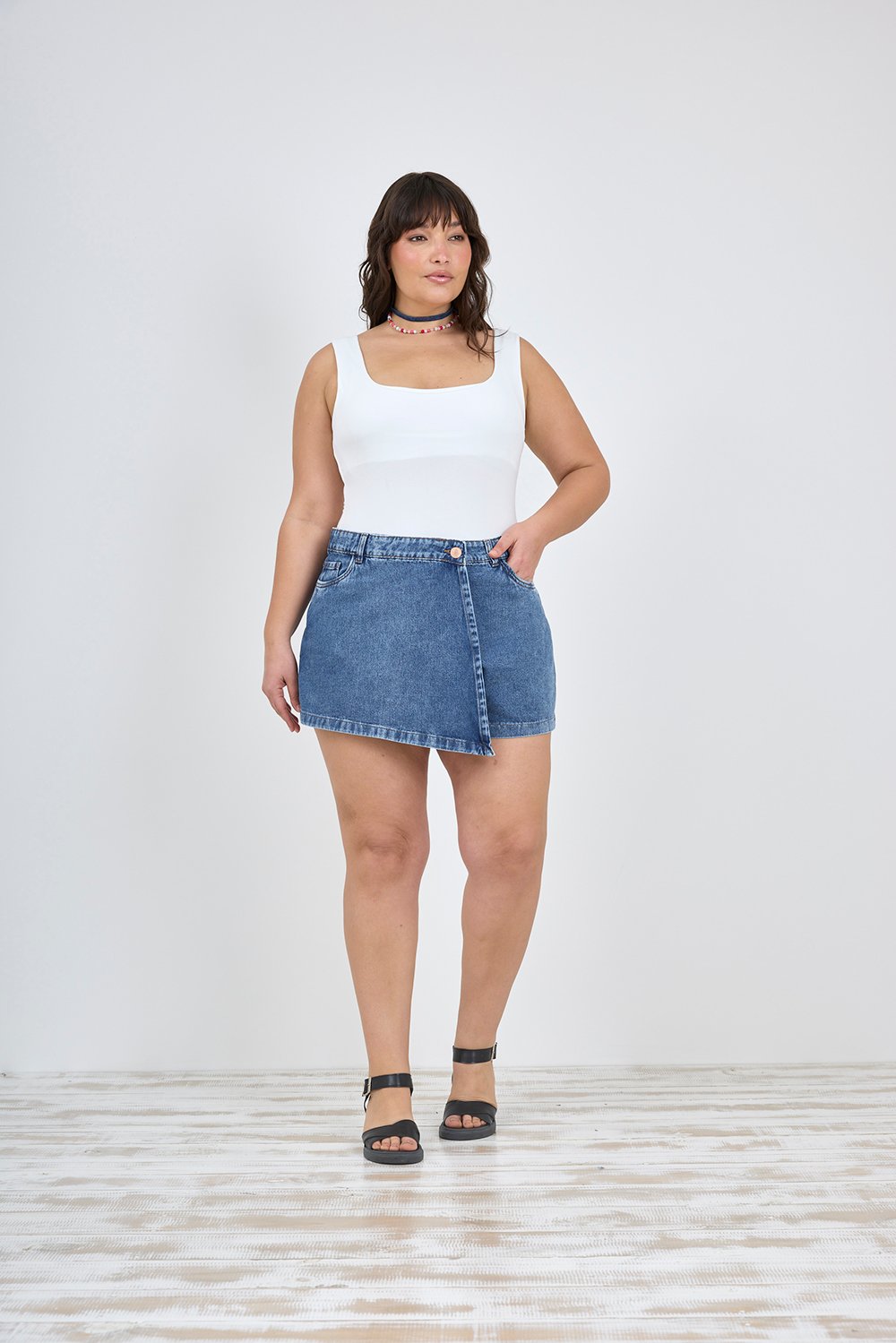 ART. M-565 | SHORT POLLERA STONE CON RUEDO RÍGIDO